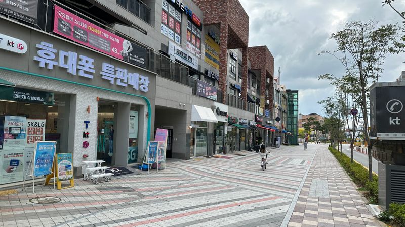경기 화성시 핸드폰매장 간판 제작 사례