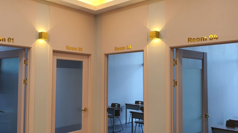 충남 천안시 학교/학원 간판 제작 사례
